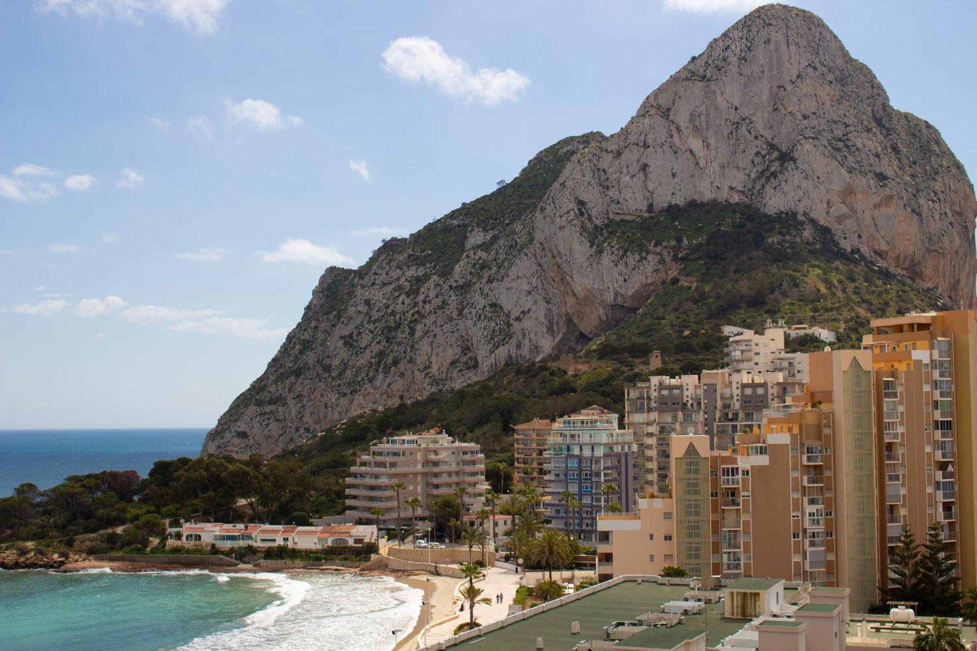 Apartamentos Zafiro Unitursa Calp Dış mekan fotoğraf